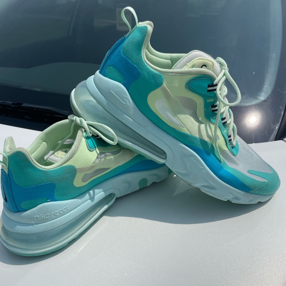 Nike Air Max 270 React